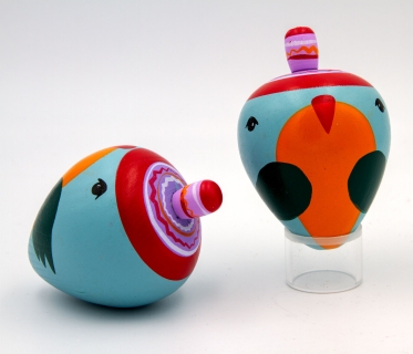 CS164 - Wooden spinning top Bird