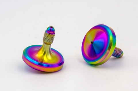 CS181 - Stainless steel spinning top rainbow size M2