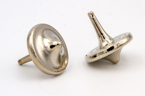 CS192 - Metal spinning top silver